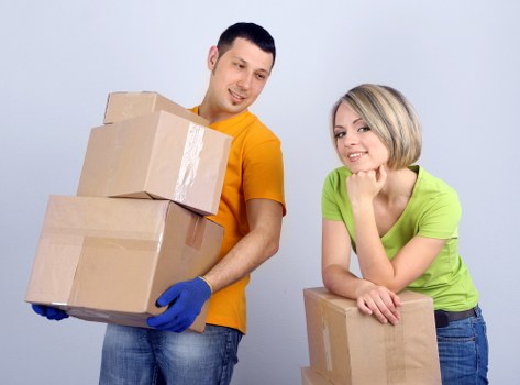 Removal truck hire service for a flat move in Clapham